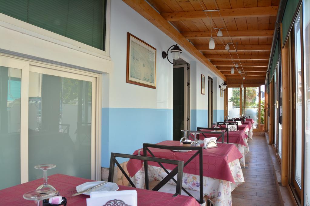 Hotel Galassi Numana Esterno foto