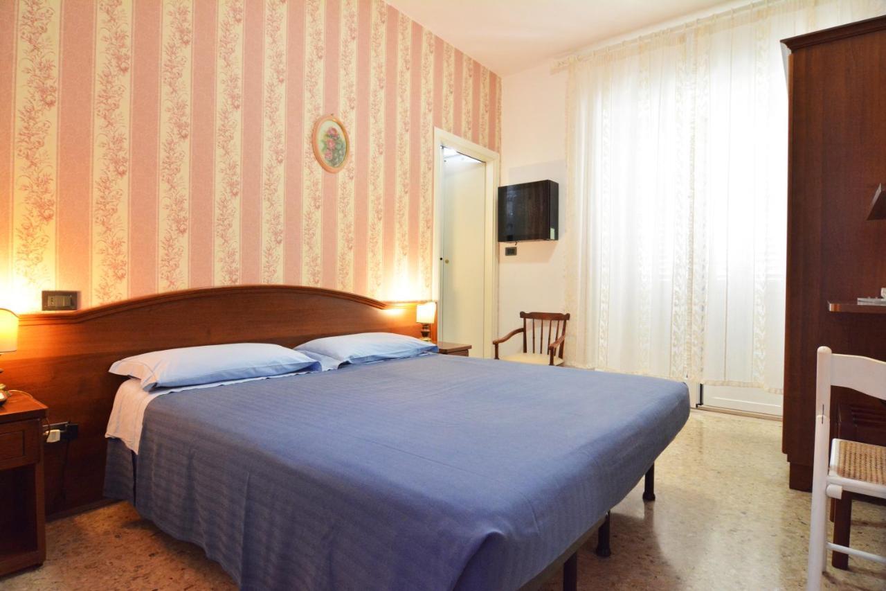 Hotel Galassi Numana Esterno foto